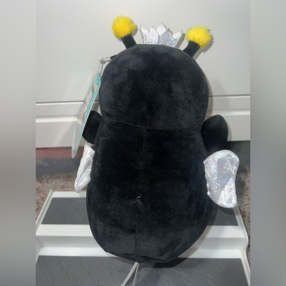Squishmallows HugMees 10” Sunny the bee - Picture 4 of 7